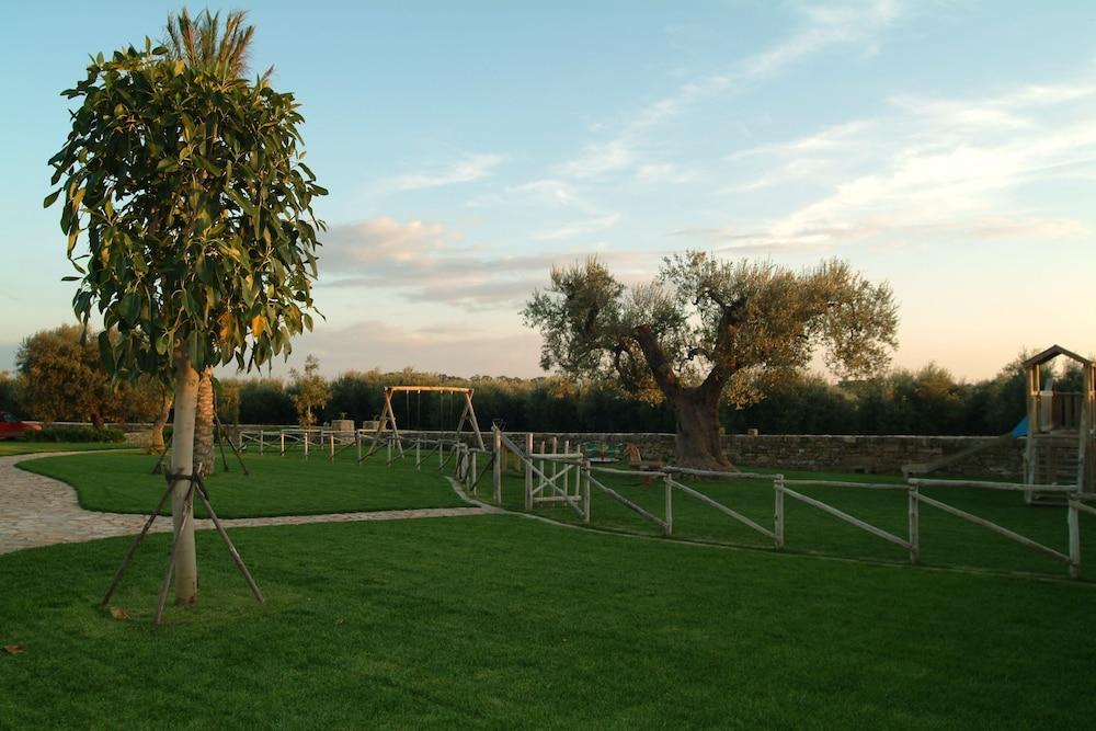Masseria Bosco Аветрана Екстериор снимка
